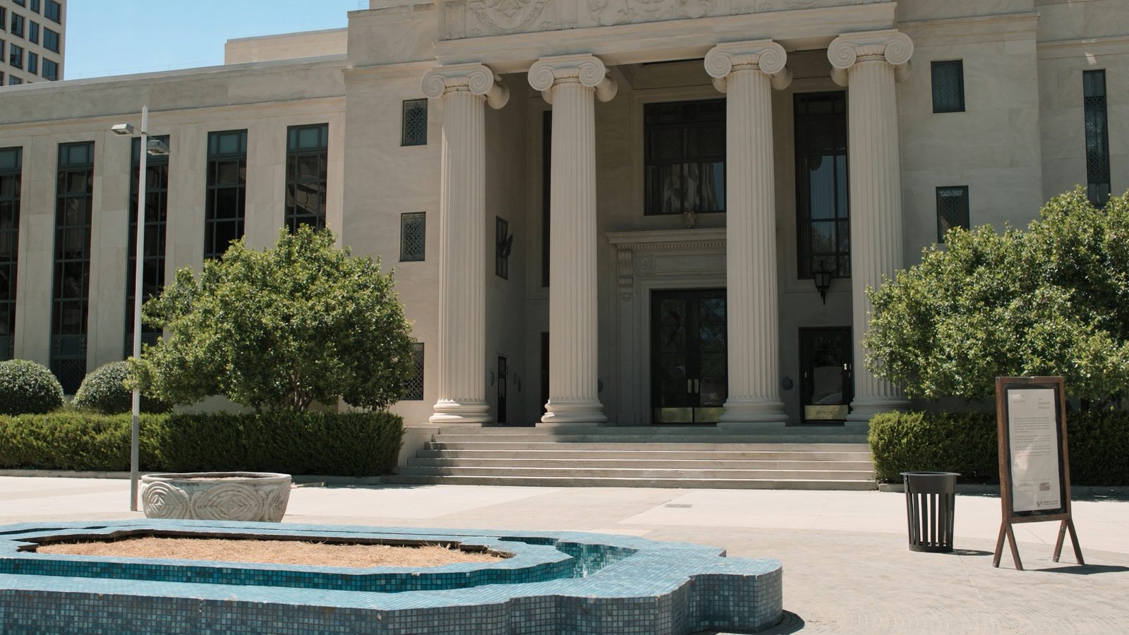 Mello-Roos vs HOA vs Property Tax in California (2026)